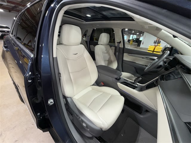 Thumbnail: 2019 Cadillac XT5 - 11