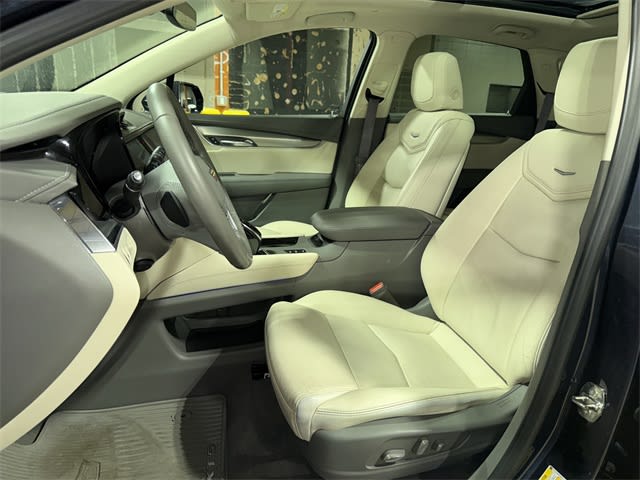 Thumbnail: 2019 Cadillac XT5 - 10