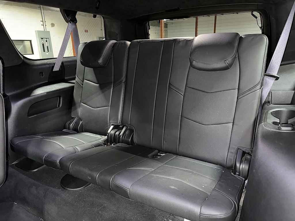 Thumbnail: 2016 Cadillac Escalade - 23