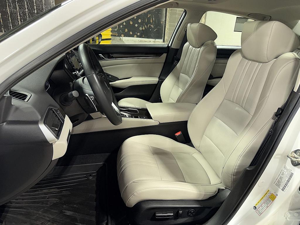 Thumbnail: 2019 Honda Accord - 9