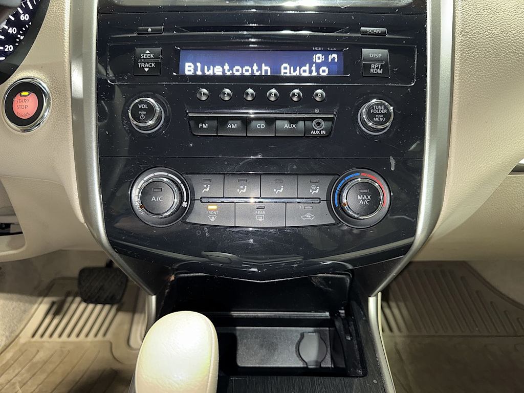 Thumbnail: 2013 Nissan Altima - 24