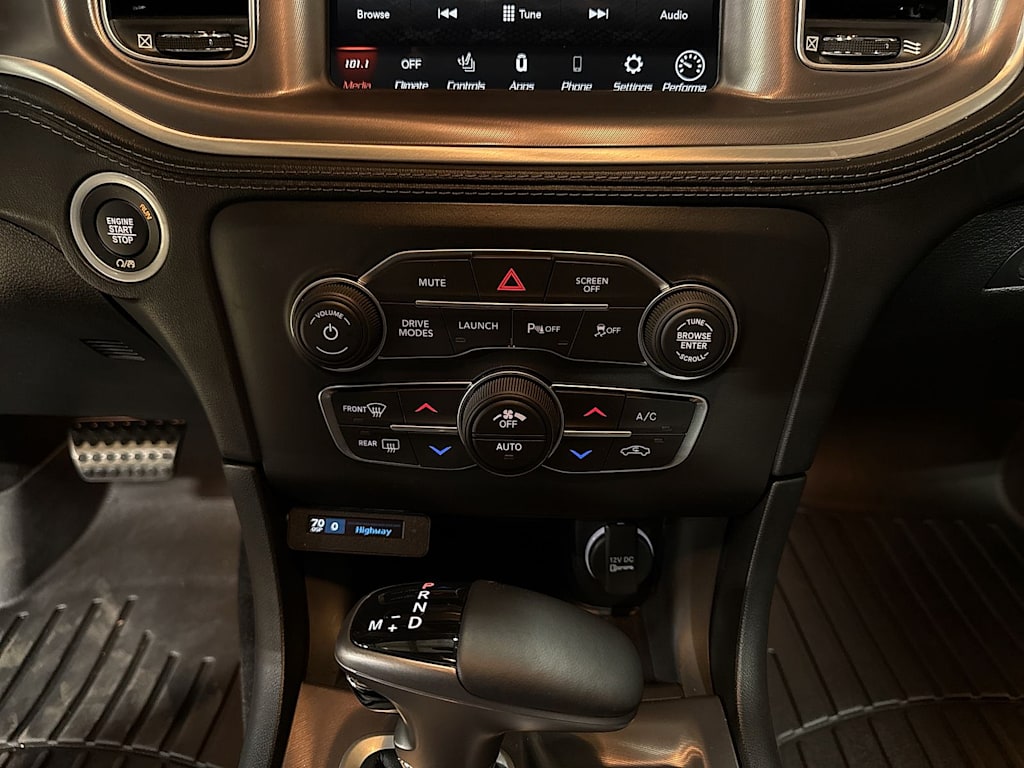 Thumbnail: 2022 Dodge Charger - 24