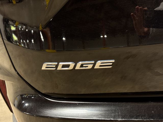 Thumbnail: 2019 Ford Edge - 6