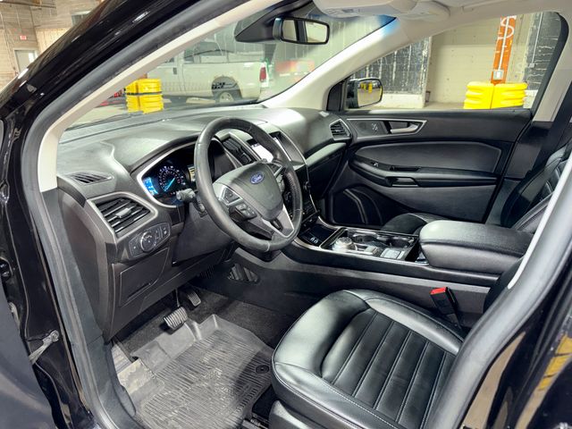Thumbnail: 2019 Ford Edge - 9