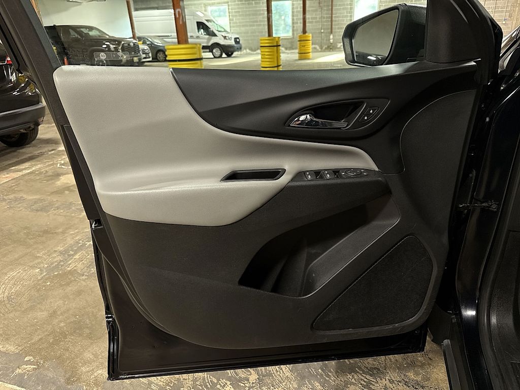 Thumbnail: 2021 Chevrolet Equinox - 30