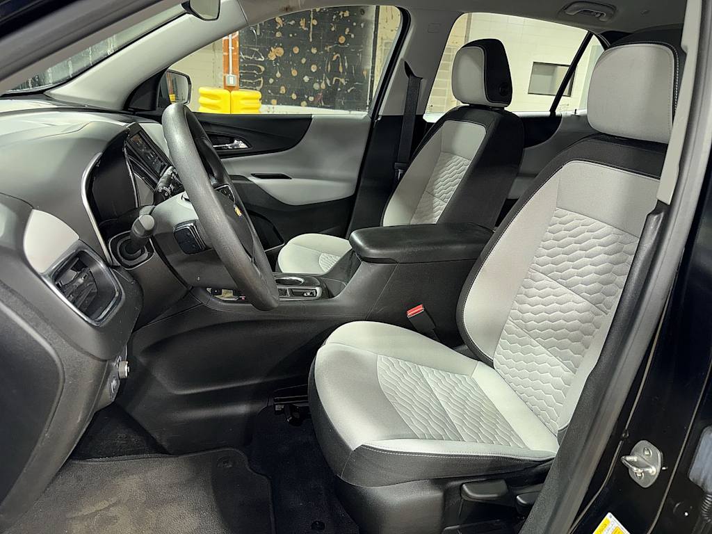 Thumbnail: 2021 Chevrolet Equinox - 8