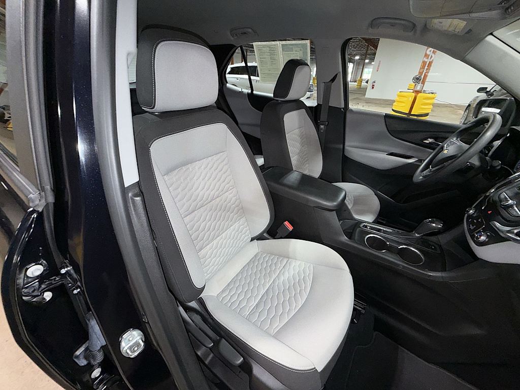 Thumbnail: 2021 Chevrolet Equinox - 9