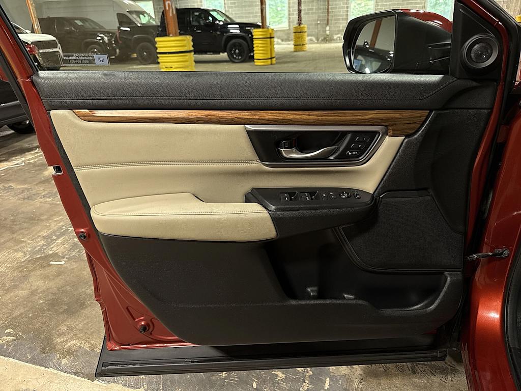 Thumbnail: 2017 Honda CR-V - 34
