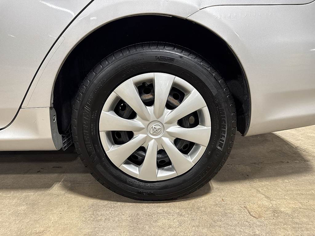 Thumbnail: 2011 Toyota Corolla - 6