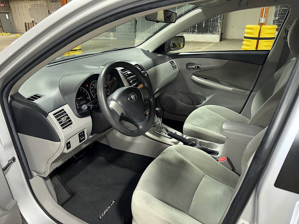 Thumbnail: 2011 Toyota Corolla - 8