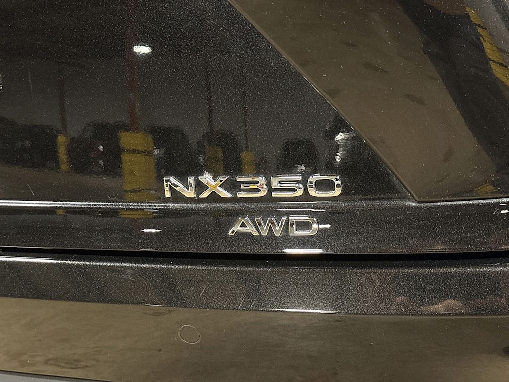 Thumbnail: 2025 Lexus ES - 6