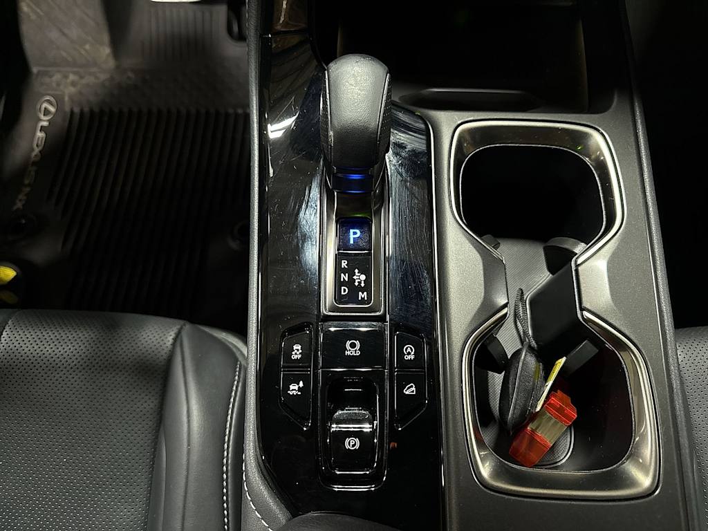 Thumbnail: 2024 Lexus ES - 13