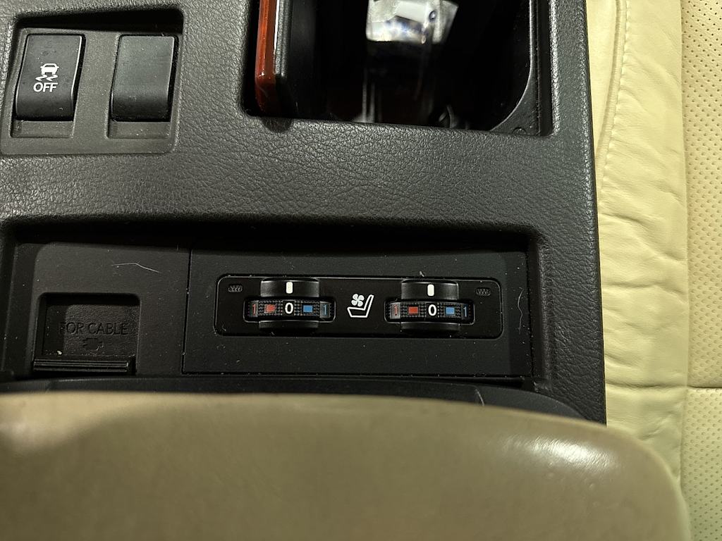 Thumbnail: 2010 Lexus RX - 29