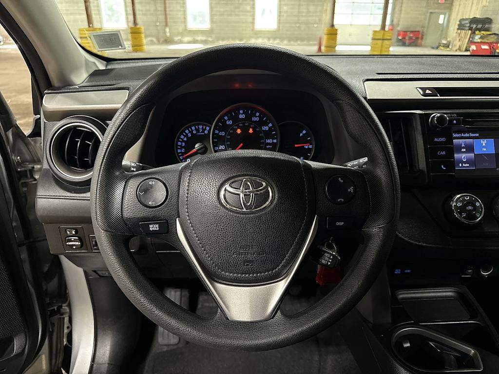 Thumbnail: 2016 Toyota RAV4 - 2