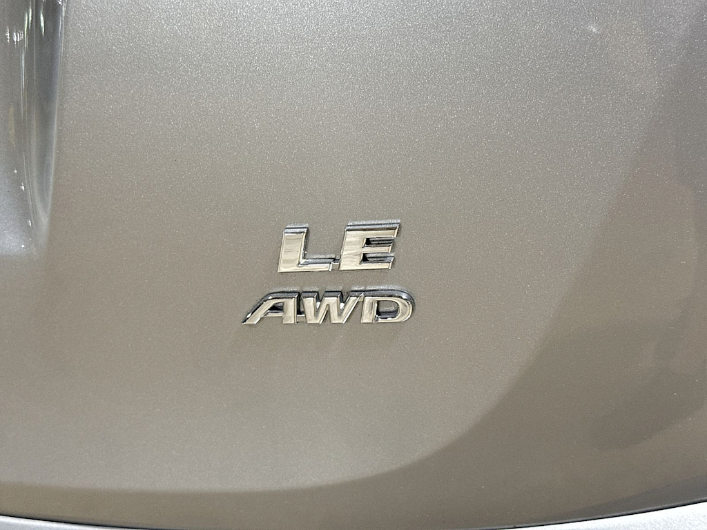 Thumbnail: 2016 Toyota RAV4 - 28