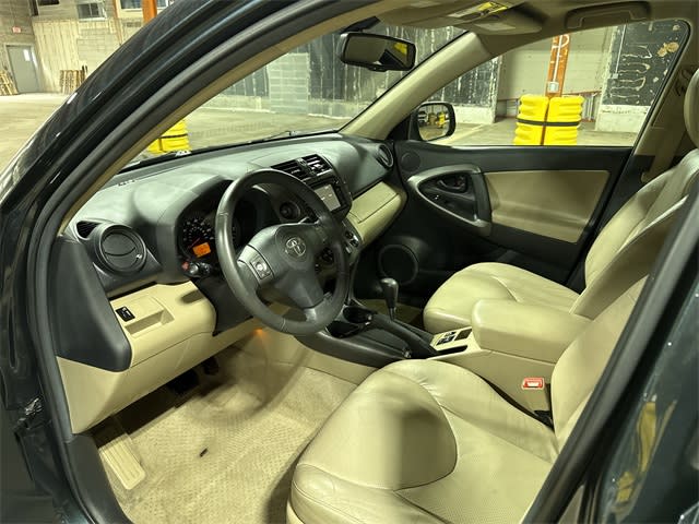 2012 Toyota RAV4 Limited 9
