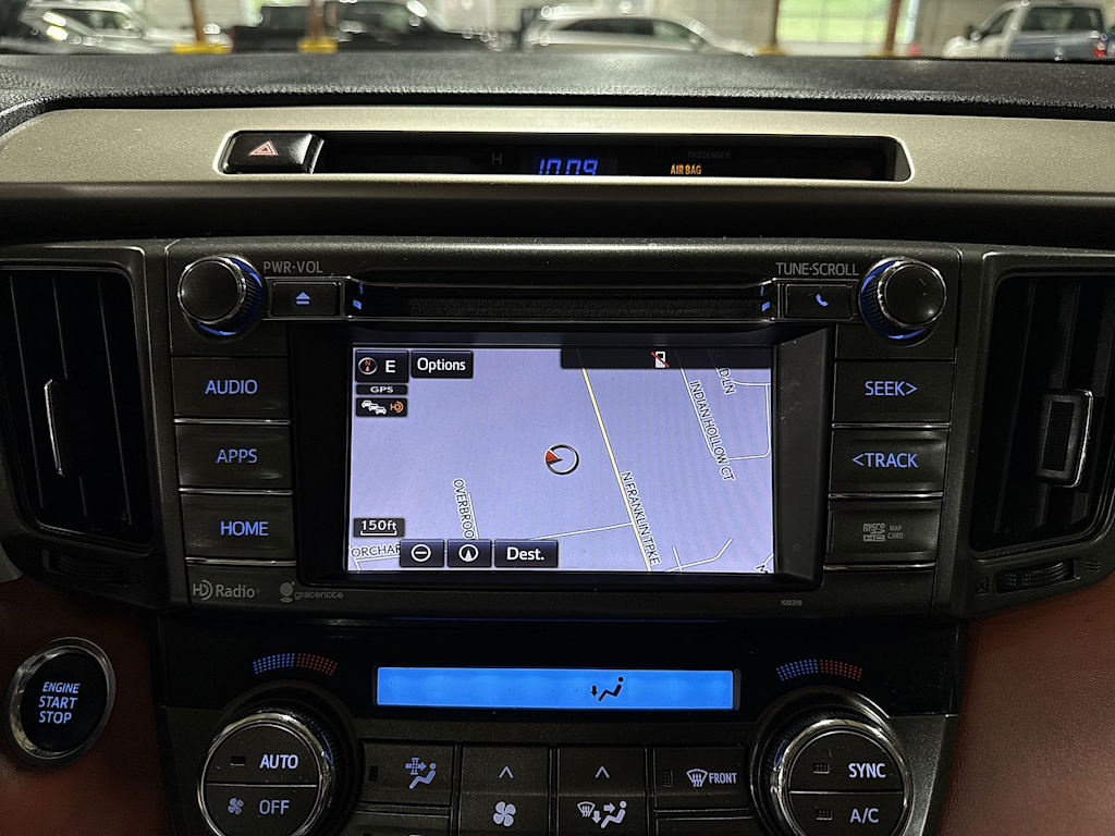 Thumbnail: 2015 Toyota RAV4 - 13