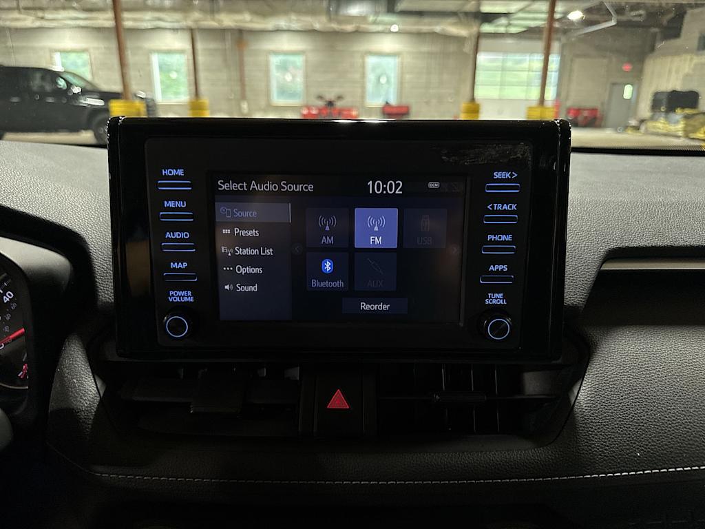 Thumbnail: 2019 Toyota RAV4 - 24