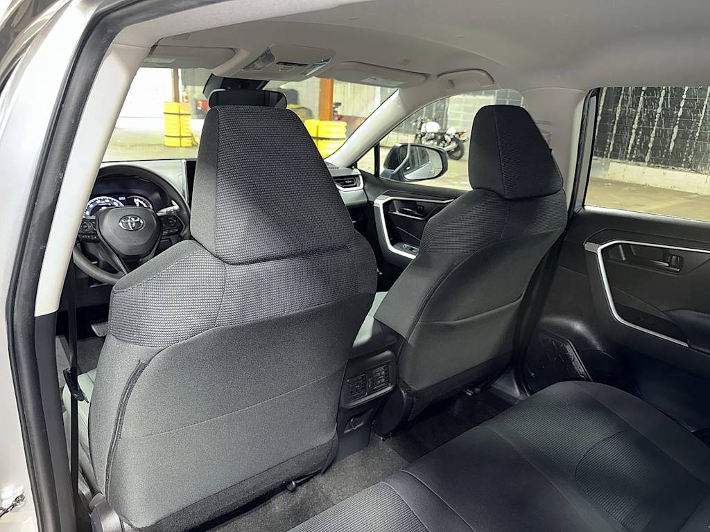 Thumbnail: 2023 Toyota RAV4 - 29