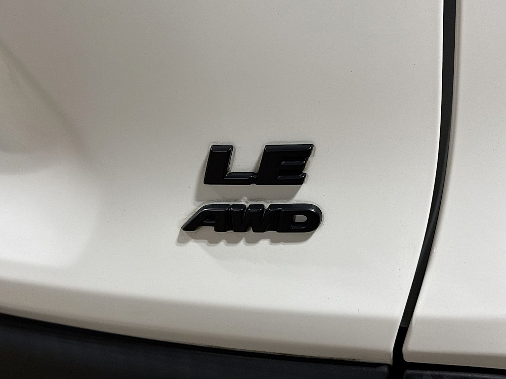 Thumbnail: 2022 Toyota RAV4 - 28