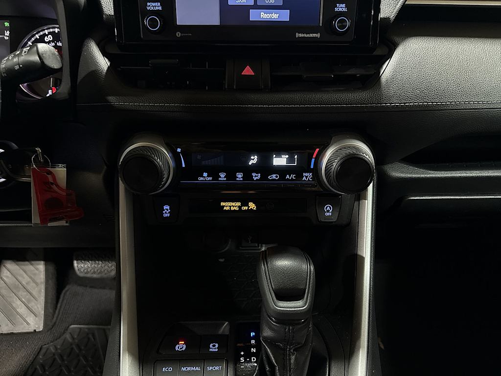 Thumbnail: 2021 Toyota RAV4 - 14