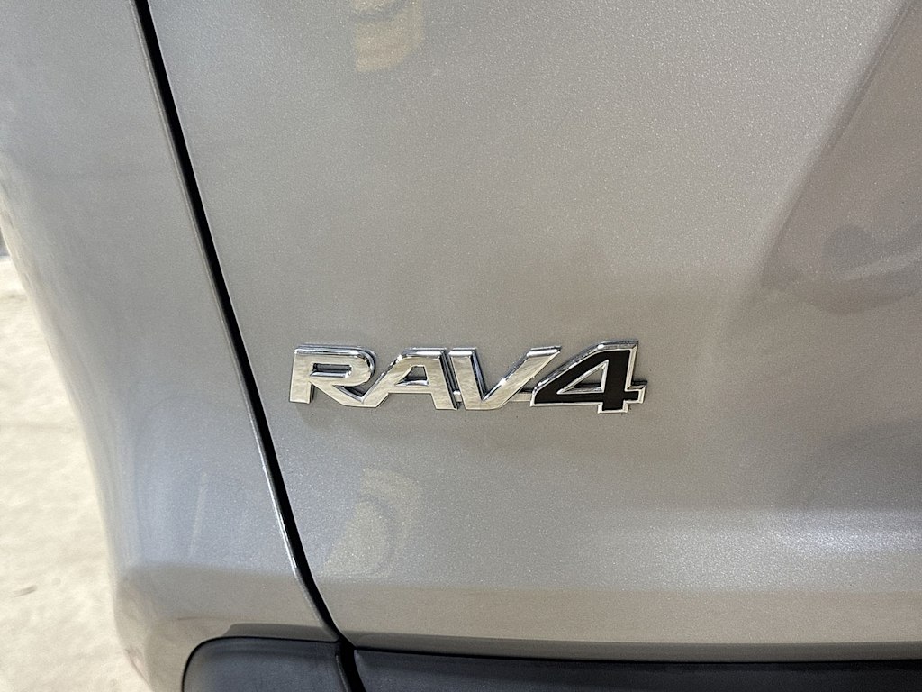 Thumbnail: 2024 Toyota RAV4 - 6