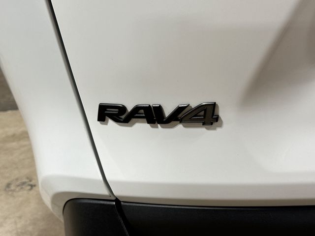 Thumbnail: 2024 Toyota RAV4 - 6