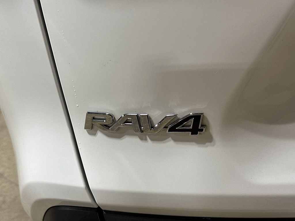 Thumbnail: 2023 Toyota RAV4 - 6