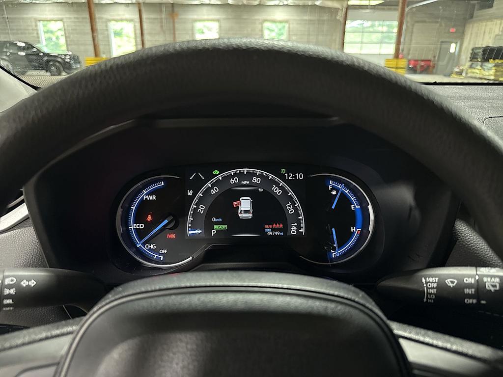 Thumbnail: 2023 Toyota RAV4 - 31