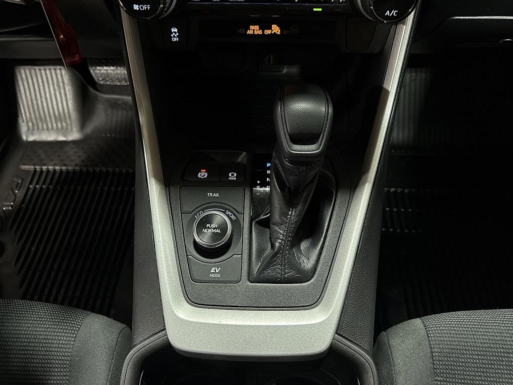 Thumbnail: 2023 Toyota RAV4 - 14