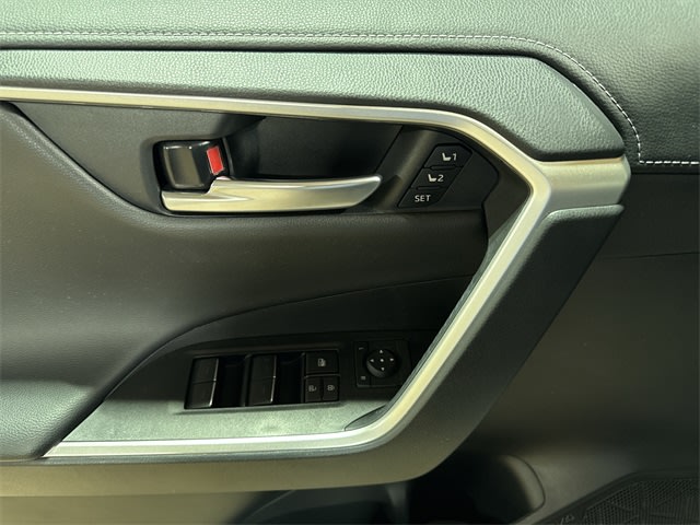 2023 Toyota RAV4 Limited 26