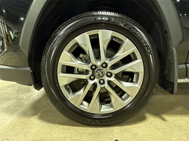 2023 Toyota RAV4 Limited 7