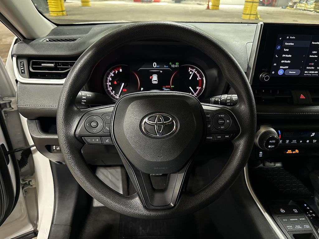 Thumbnail: 2025 Toyota RAV4 - 2