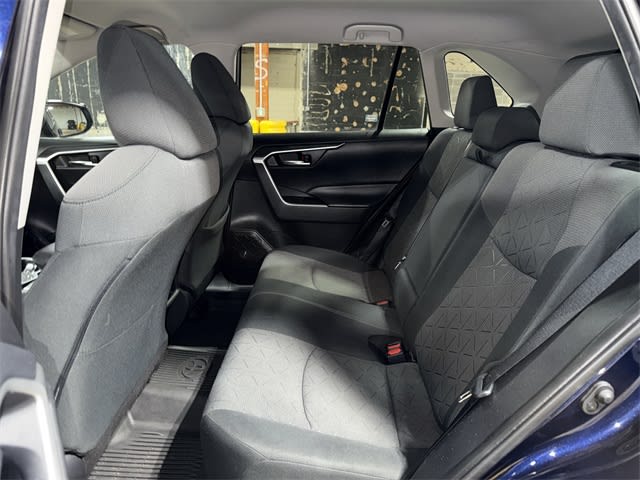 Thumbnail: 2020 Toyota RAV4 - 12