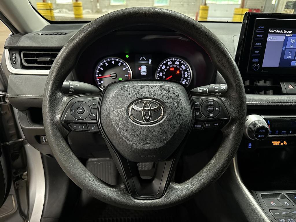 Thumbnail: 2022 Toyota RAV4 - 2