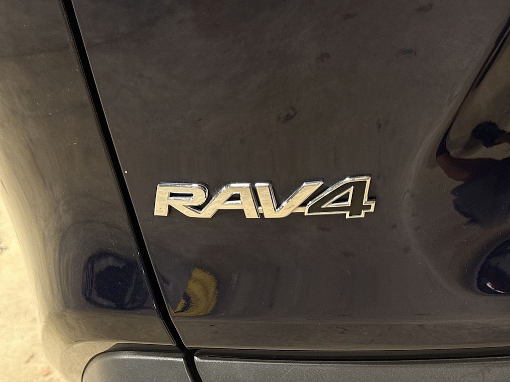 Thumbnail: 2025 Toyota RAV4 - 6