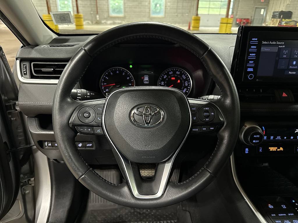 Thumbnail: 2020 Toyota RAV4 - 2