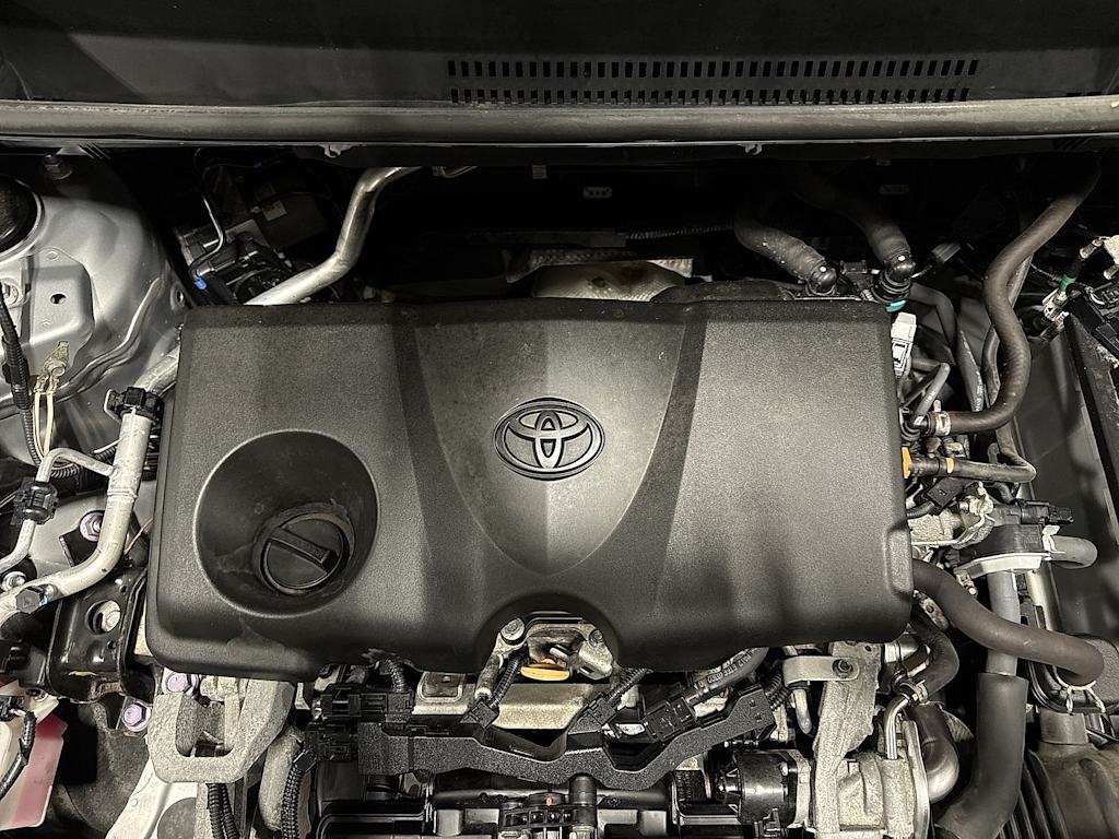 Thumbnail: 2020 Toyota RAV4 - 8