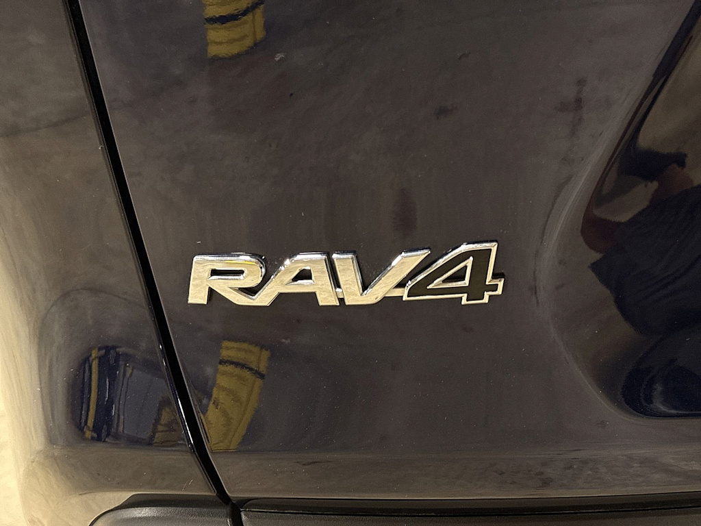 Thumbnail: 2025 Toyota RAV4 - 6