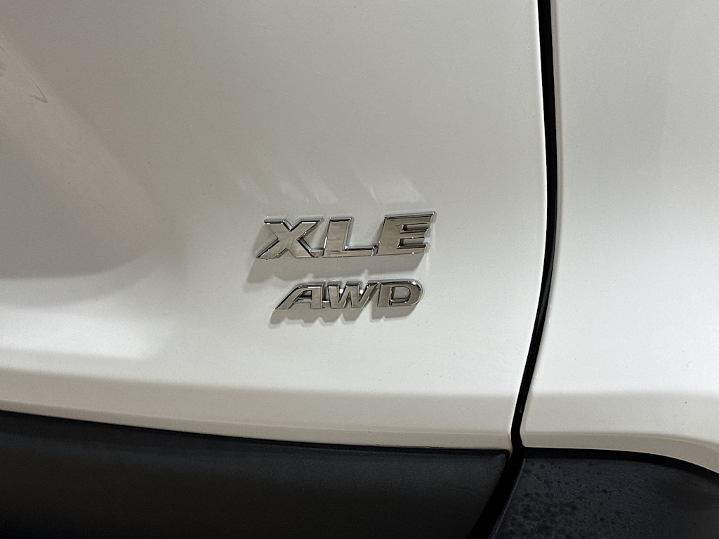 Thumbnail: 2024 Toyota RAV4 - 29