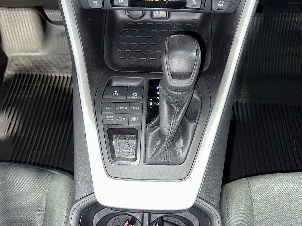 Thumbnail: 2024 Toyota RAV4 - 33