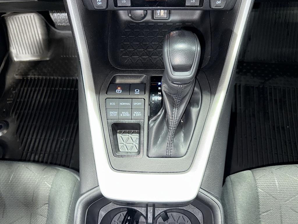 Thumbnail: 2023 Toyota RAV4 - 14