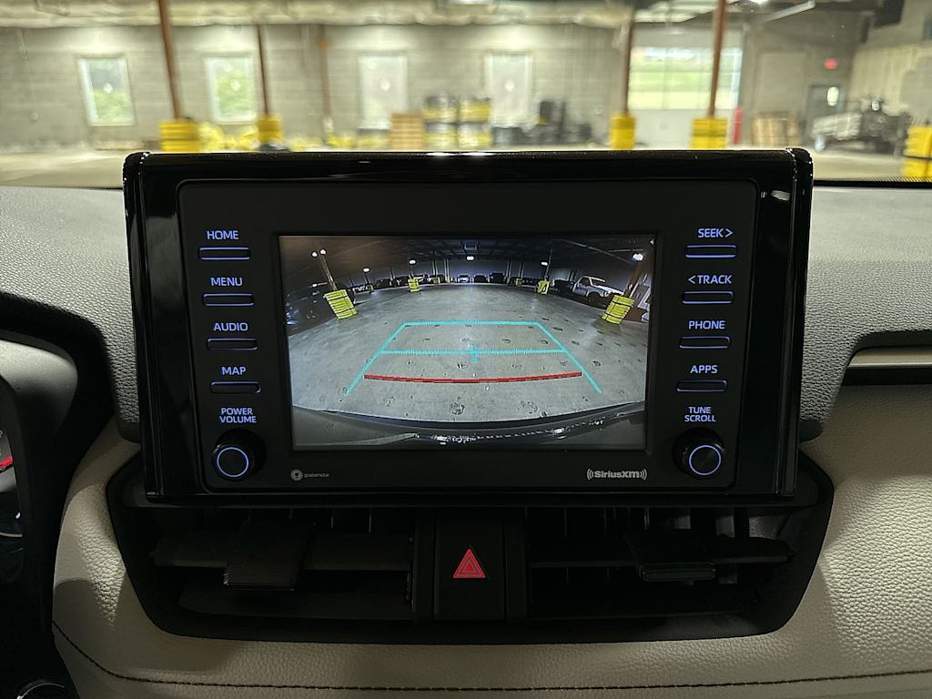 Thumbnail: 2022 Toyota RAV4 - 28