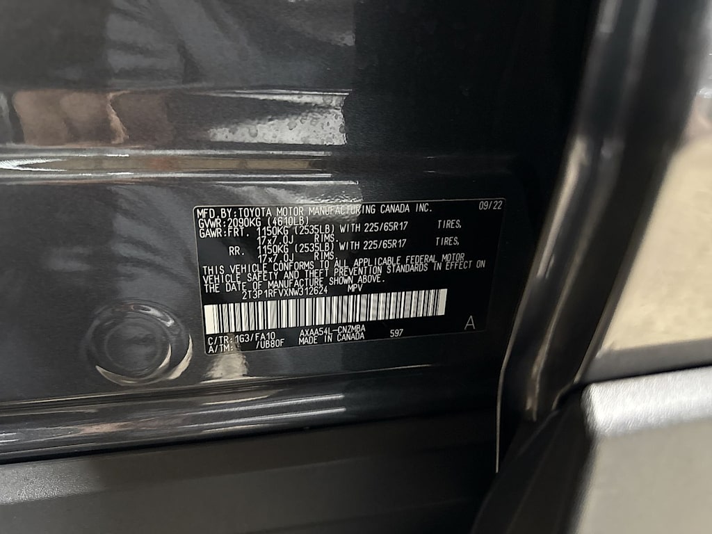 Thumbnail: 2022 Toyota RAV4 - 23