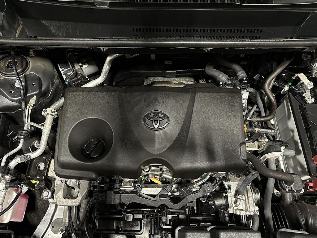 Thumbnail: 2022 Toyota RAV4 - 8