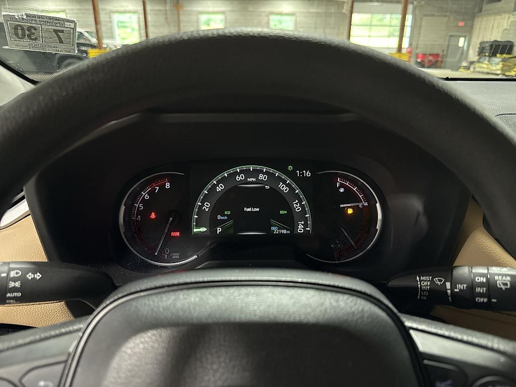 Thumbnail: 2025 Toyota RAV4 - 32