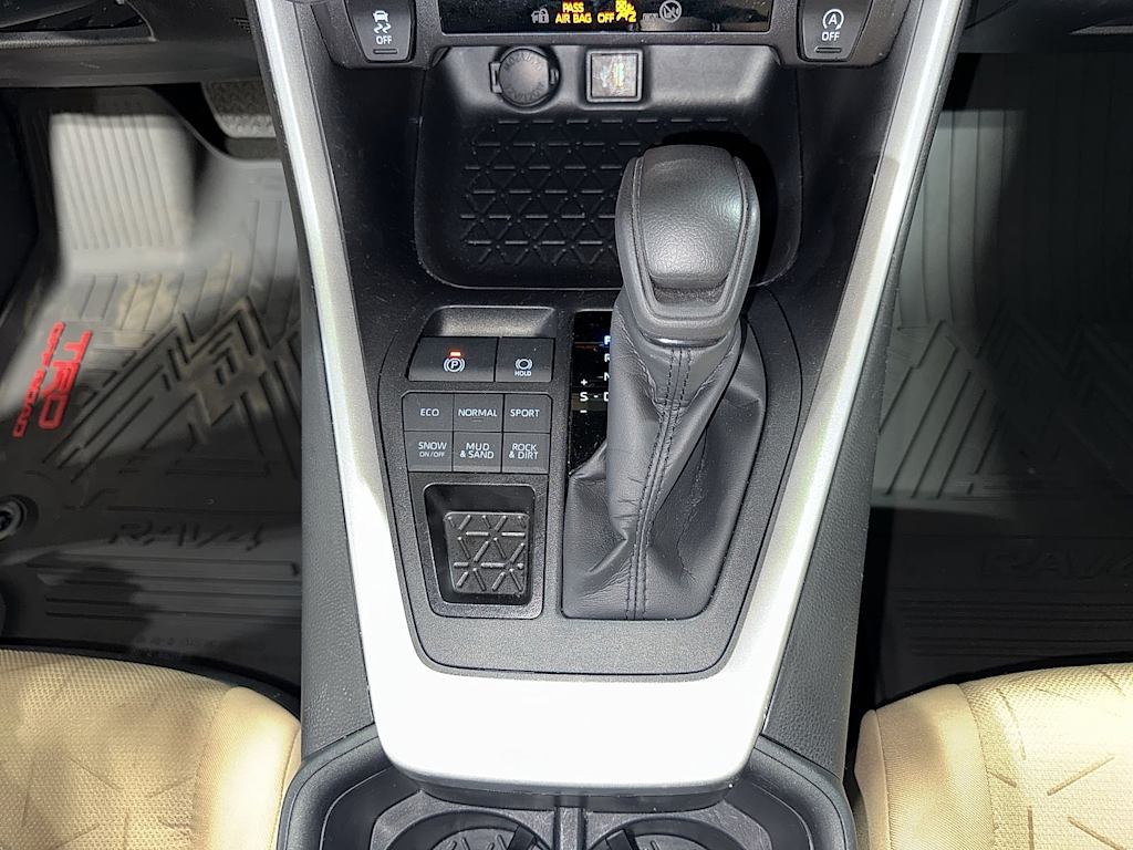 Thumbnail: 2025 Toyota RAV4 - 14