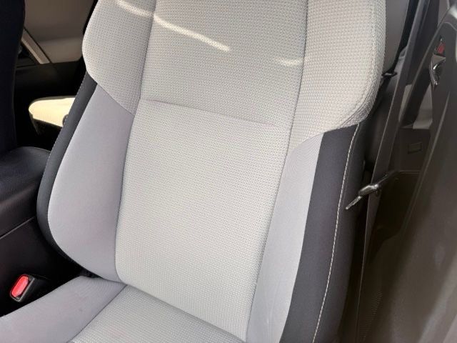 Thumbnail: 2017 Toyota RAV4 - 5