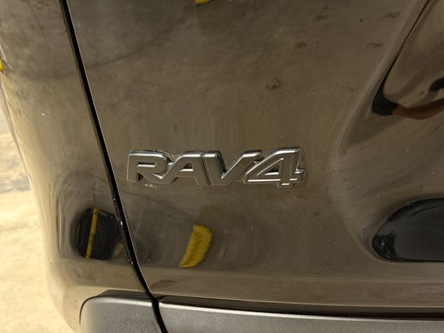 Thumbnail: 2024 Toyota RAV4 - 6