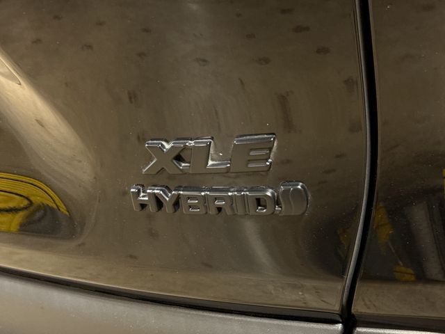 Thumbnail: 2024 Toyota RAV4 - 30